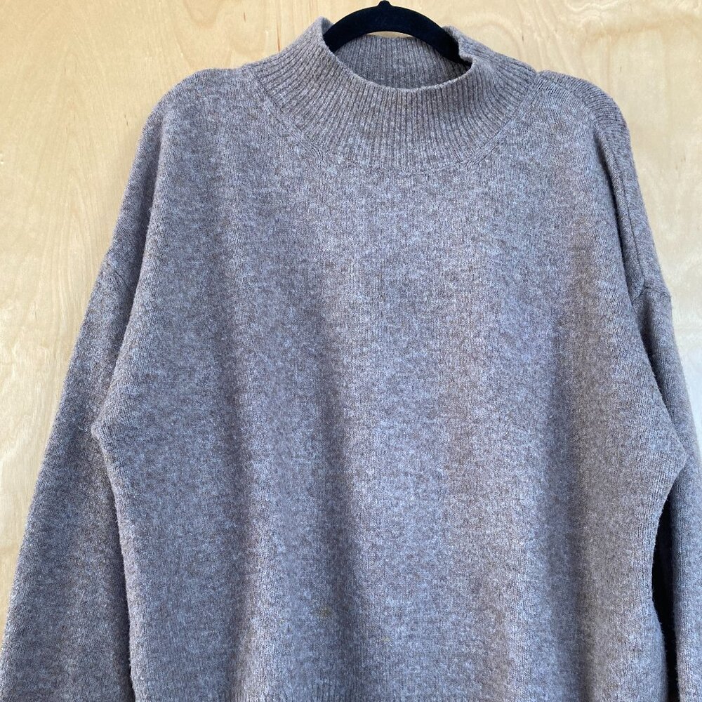 H&M light brown mock neck sweater
